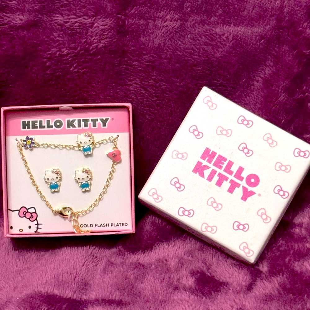 Hello Kitty Bracelet And Earring Set! New With Tags!